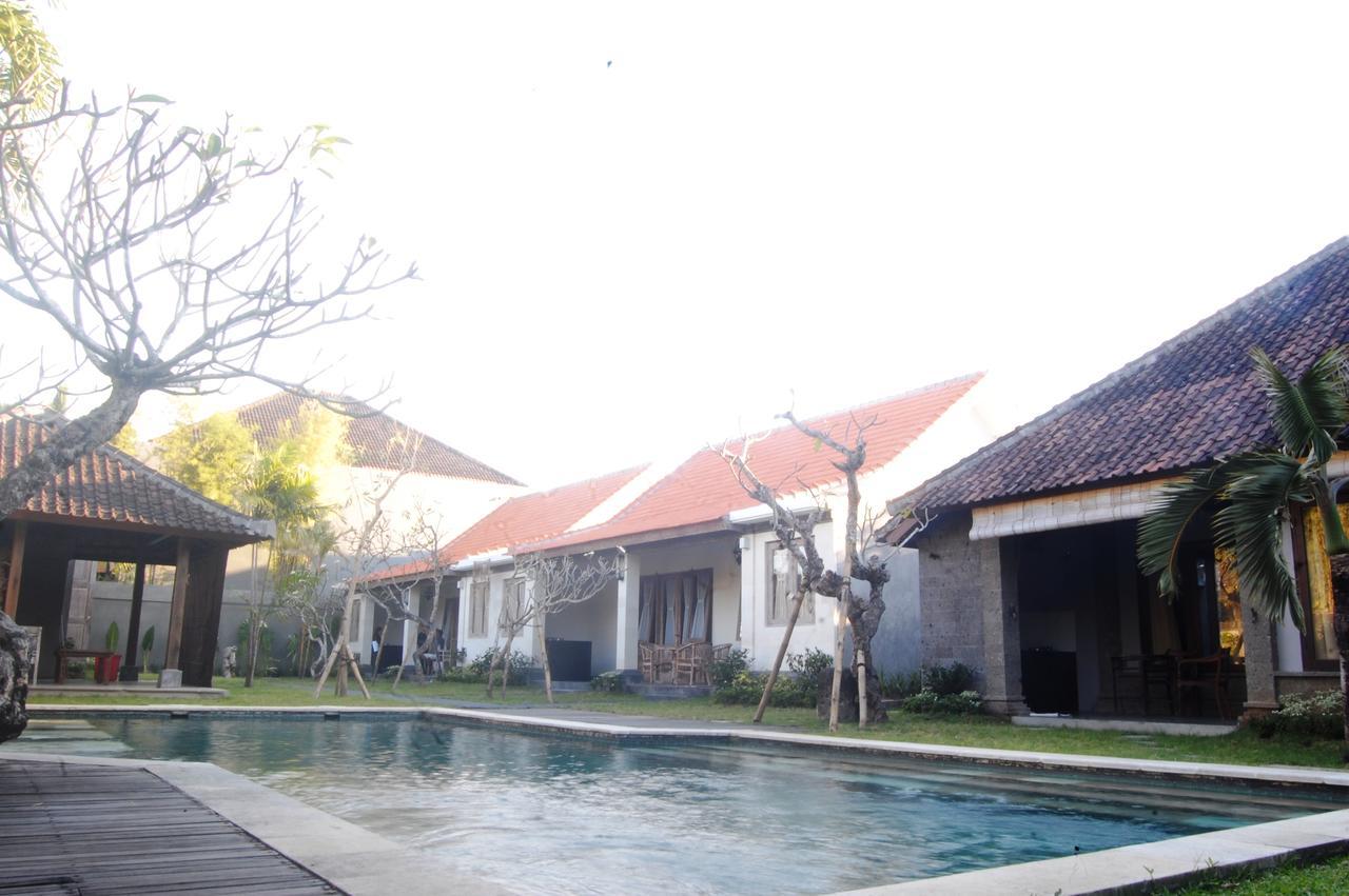 Pondok Alit Resort Seminyak  Exterior photo
